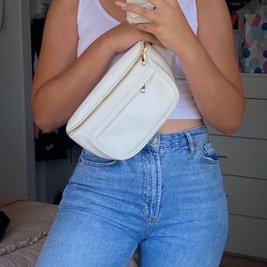 White Purse/Fanny Pack
